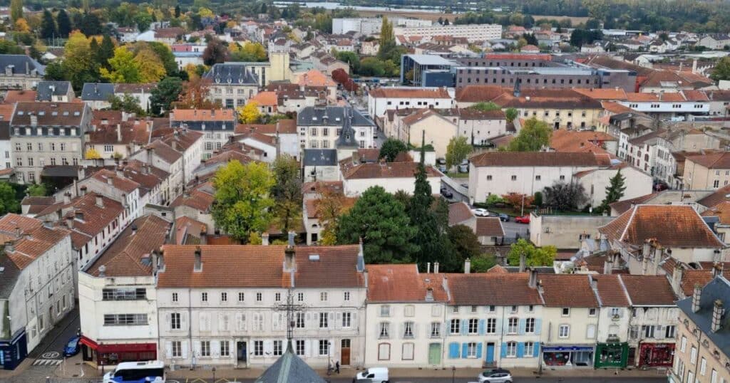 , Lunéville Éclairage nocturne, dépôts sauvages… : au programme des candidats au 2 e tour